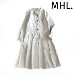 エムエイチエル コットン プリーツ バンドカラー ワンピース