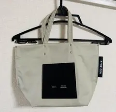 ATHE SEN（アテセン）バイカラー トートバッグ ブラック×ホワイト 