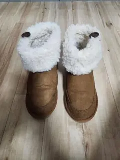 VANS ボア付きブラウンムートンブーツ