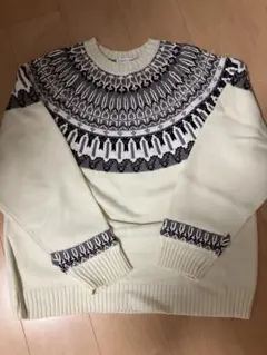 ノルディック柄クリーム色ニットセーター