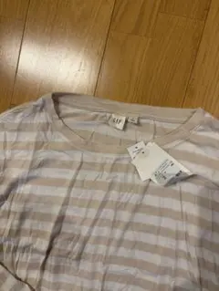 GAP新品タグ付き未使用長袖ピンクと白ストライプTシャツサイズM