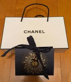 CHANEL ホリデーチャーム ラッピング