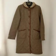 ボア襟付きブラウンキルティングコート