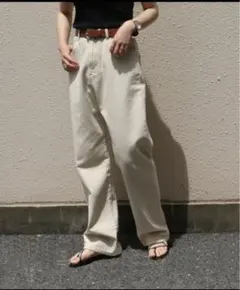 notch.ノッチ　ハイウェストストレートデニム