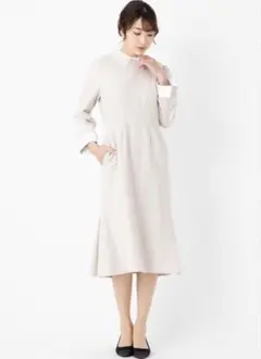 【新品・未使用】CELFORD 刺繍カラータイトワンピース