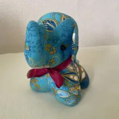 【美品】タイ　鮮やかなゾウのぬいぐるみ
