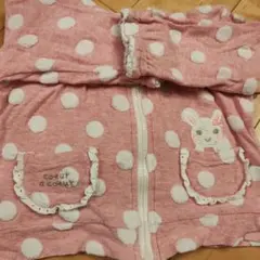 ウサギ耳付きピンク水玉トレーナー