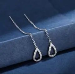 ロップ型ロング チェーン ピアス シルバー揺れる シンプル オフィス エレガント