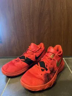 Nike Kyrie Fly trap バッシュ
