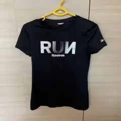 リーボック　Tシャツ