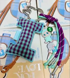 【Ｉ】labubuラブブ キーホルダー