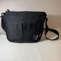 【美品】スヌーピー PEANUTS ナイロンショルダーバッグ ブラック