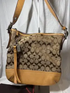 COACH コーチ シグネチャー ショルダーバッグ