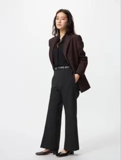 ユニクロ　スマートフレアパンツ　丈短め　ブラック