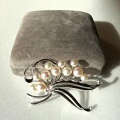 MIKIMOTO ミキモト 3玉 パール ブローチ SILVER 刻印 - メルカリ
