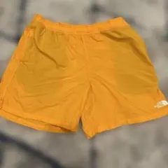 THE NORTH FACE バーサタイルショーツ　イエロー