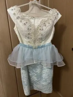 anぺプラム取り外し可能ビーズ刺繍ホワイト水色ドレス