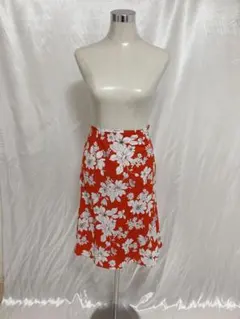 ヴォイスメール　花柄スカート　Mサイズのサムネイル