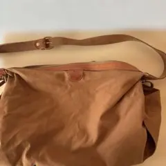 IL BISONTE ブラウン ショルダーバッグ