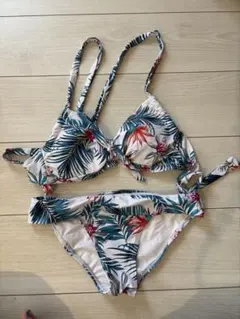 ROXY ボタニカル柄 ビキニ セパレート水着のサムネイル