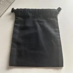 CHANEL シャネル　黒　ブラック 巾着　ポーチのサムネイル