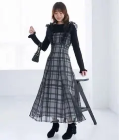 ショルダーフリルドッキングワンピ