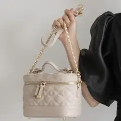 最終値下げ RANDA キルティング 2WAY バニティバッグ クリーム