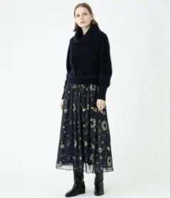 アルアバイル　ルルウィルビー ファー加オフタートルプルオーバー