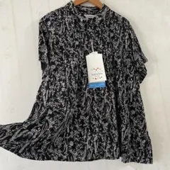 【新品】 秋色 ボタニカル 花柄 Aライン 半袖シャツ 黒 LL