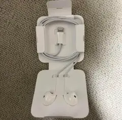 Apple純正　Lightningイヤフォン