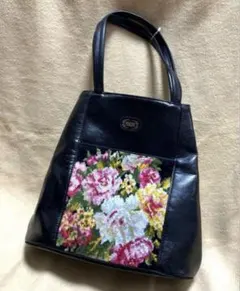 「【FEILER】（フェイラー） 黒色ハンドバッグ【美品】」