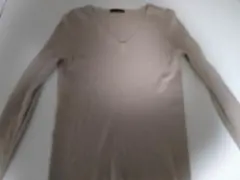 ICB ピンクベージュ Vネック 長袖ニットセーター S