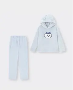 ちいかわ　ハチワレ　GU マシュマロフィールラウンジセット　激レア　パジャマ