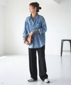 Spick and Span ライトオンスデニムシャツのサムネイル