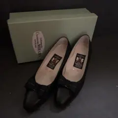 新品未使用 極美品 ミハマ リボン パンプス 紺 エナメル 本革 撥水加工 ミハマ MIHAMA パンプス （紺エナメル） -靴＆ファッション通販