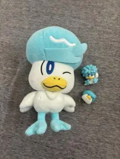 【クワッス】ポケモン ぬいぐるみ（アミューズメント景品）＋ガチャおまけ2点付き
