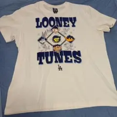 Looney Tunes × MLB ニューヨーク・ヤンキース Tシャツ【美品】のサムネイル