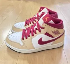 美品★ NIKE AIR JORDAN 1 MID スニーカーのサムネイル