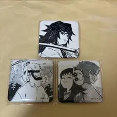 鬼滅の刃　ダイニング　お楽しみくじ　スクエア缶バッジ　冨岡義勇　錆兎　真菰