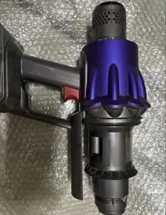 ジャンク品】ダイソン Dyson V10 (SV12) 本体のみ - メルカリ