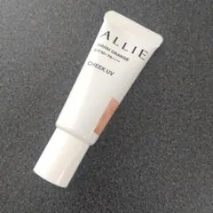 ALLIE クロノビューティ カラーオンUV チーク 02のサムネイル
