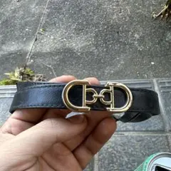 黒レザー ベルト ゴールドバックル FERRAGAMO