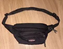 EASTPAK ドギーバッグ ウエストポーチ ブラック