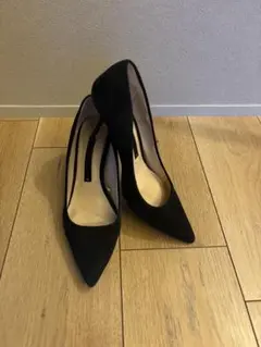 桃*子様 ZARA　23cm ブラックスエードポインテッドトゥハイヒール