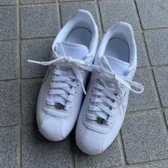 NIKE コルテッツ オールホワイト 24cm［値下げ交渉あり］ - メルカリ