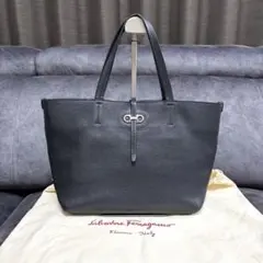 フェラガモ/トートバッグ/ダブルガンチーニ/シルバー金具/レザー/ブラックのサムネイル