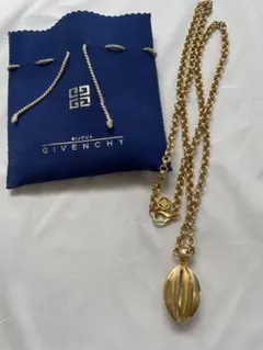 GIVENCHY ゴールド ペンダントネックレスのサムネイル