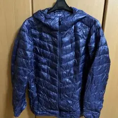 ユニクロ　メンズ　ウルトラライトダウン　Sサイズ