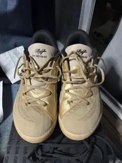 PUMA バスケットボールシューズ ゴールド