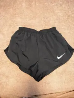 Nike DRI-FIT 黒 ランニングショーツ